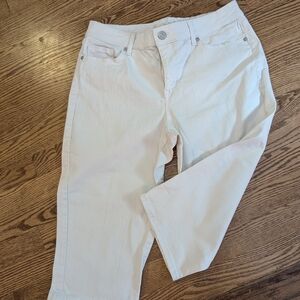 Gloria Vanderbilt Women's Off-White Straight Leg Jeans